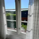 Sandbrekke Gjestegard *