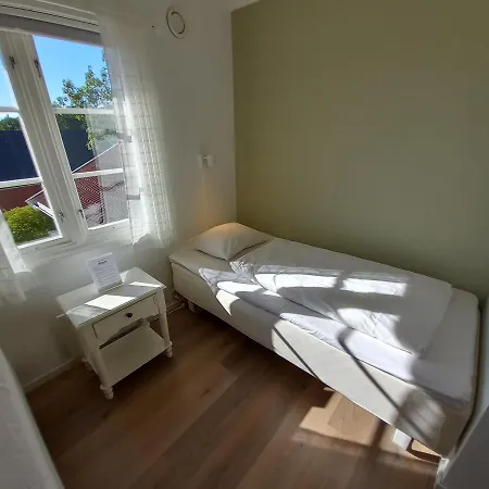 Otel Sandbrekke Gjestegard Skjærhollen