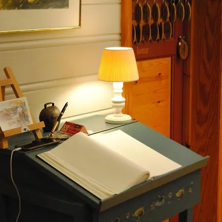 Sandbrekke Gjestegard Skjærhollen