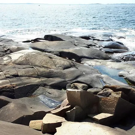 Sandbrekke Gjestegard *