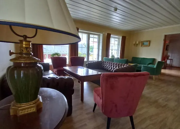 Sandbrekke Gjestegard 酒店 斯科耶霍伦