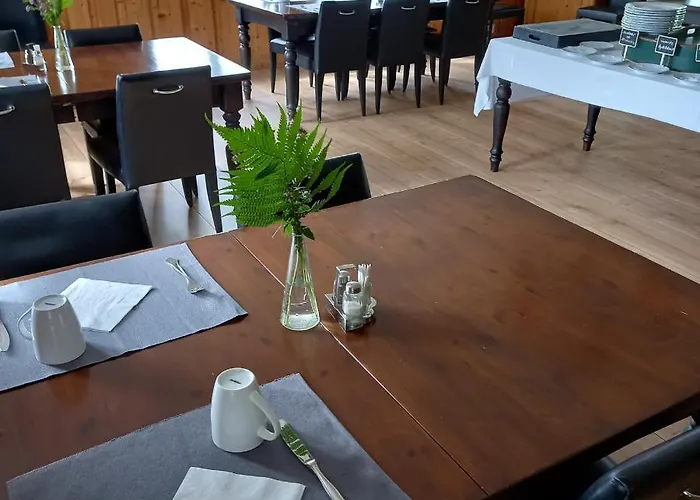 Hotell Sandbrekke Gjestegard