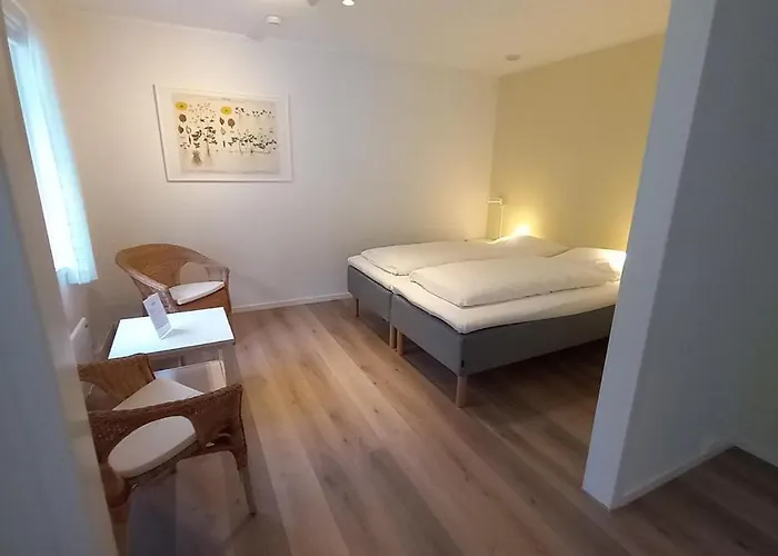 Hotell Sandbrekke Gjestegard