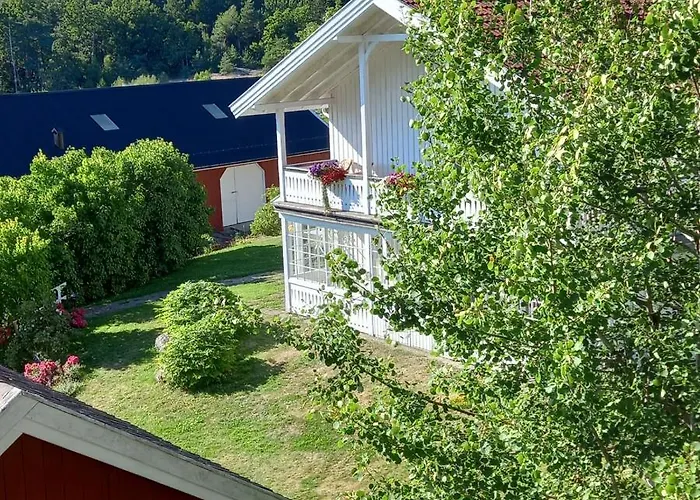 Hotell Sandbrekke Gjestegard Skjærhollen